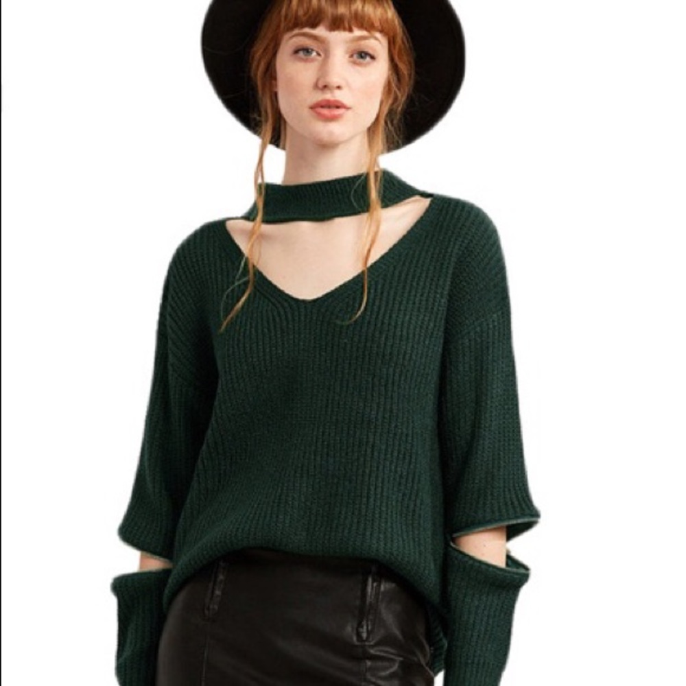 Dark Green Choker V Neck Zipper Sleeve Sweater.